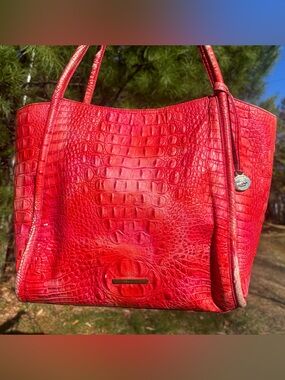 Brahmin | Red Croc-Embossed Leather Shoulder Bag